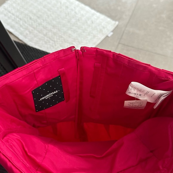 Pronovias Dress - Picture 5 of 5